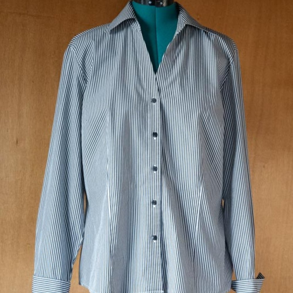 Worthington Stretch Cotton Wh&Blk Striped Fitted w French Cuffs Shirt womens XL